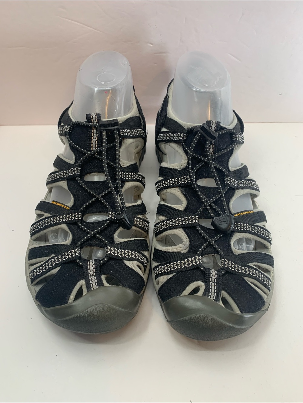 Keen Women's Whisper Closed Toe Water Sandals Size 11